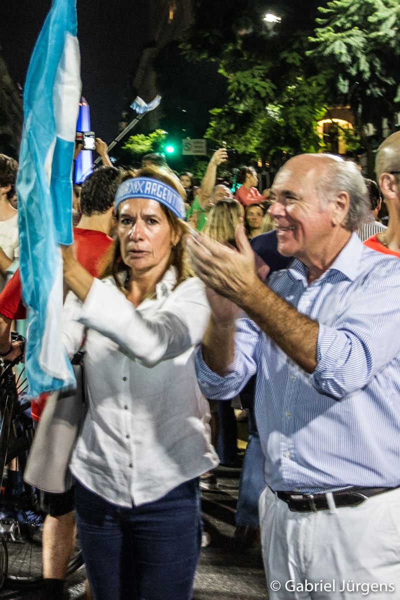 Ciudad Autonoma de Buenos Aires 2017-04-01  