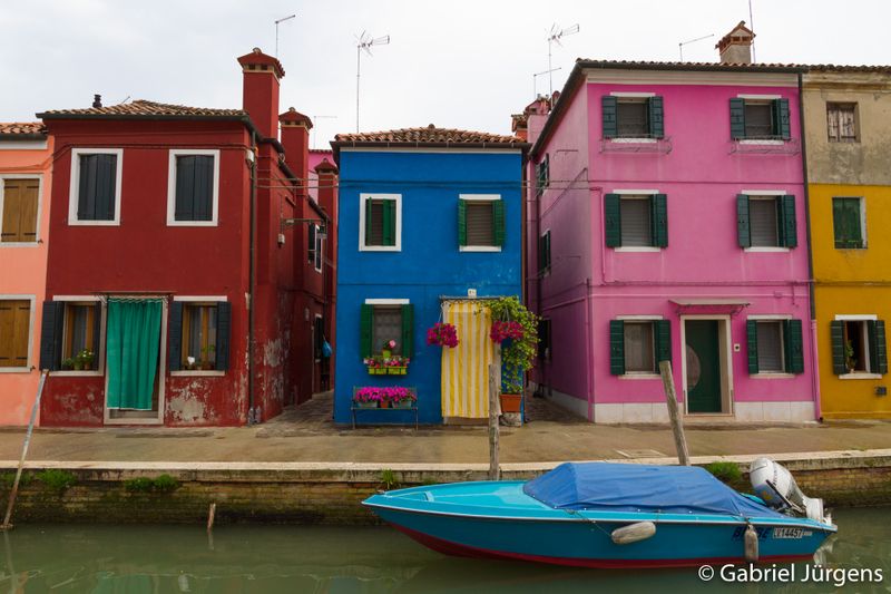 Canal en Burano Burano, Italia 2017-06-07  